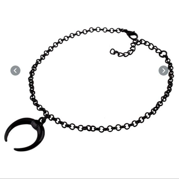 Black Gothic Crescent Moon Necklace - Picture 1 of 4